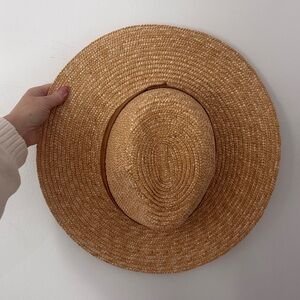 Classic Tan Straw Hat for Women